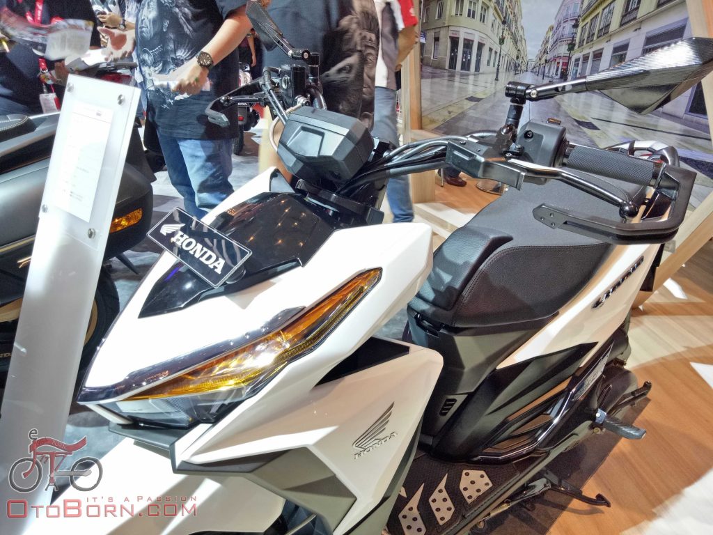 Modifikasi Apik Vario Pakai Stang BeAT Street 0toBorn